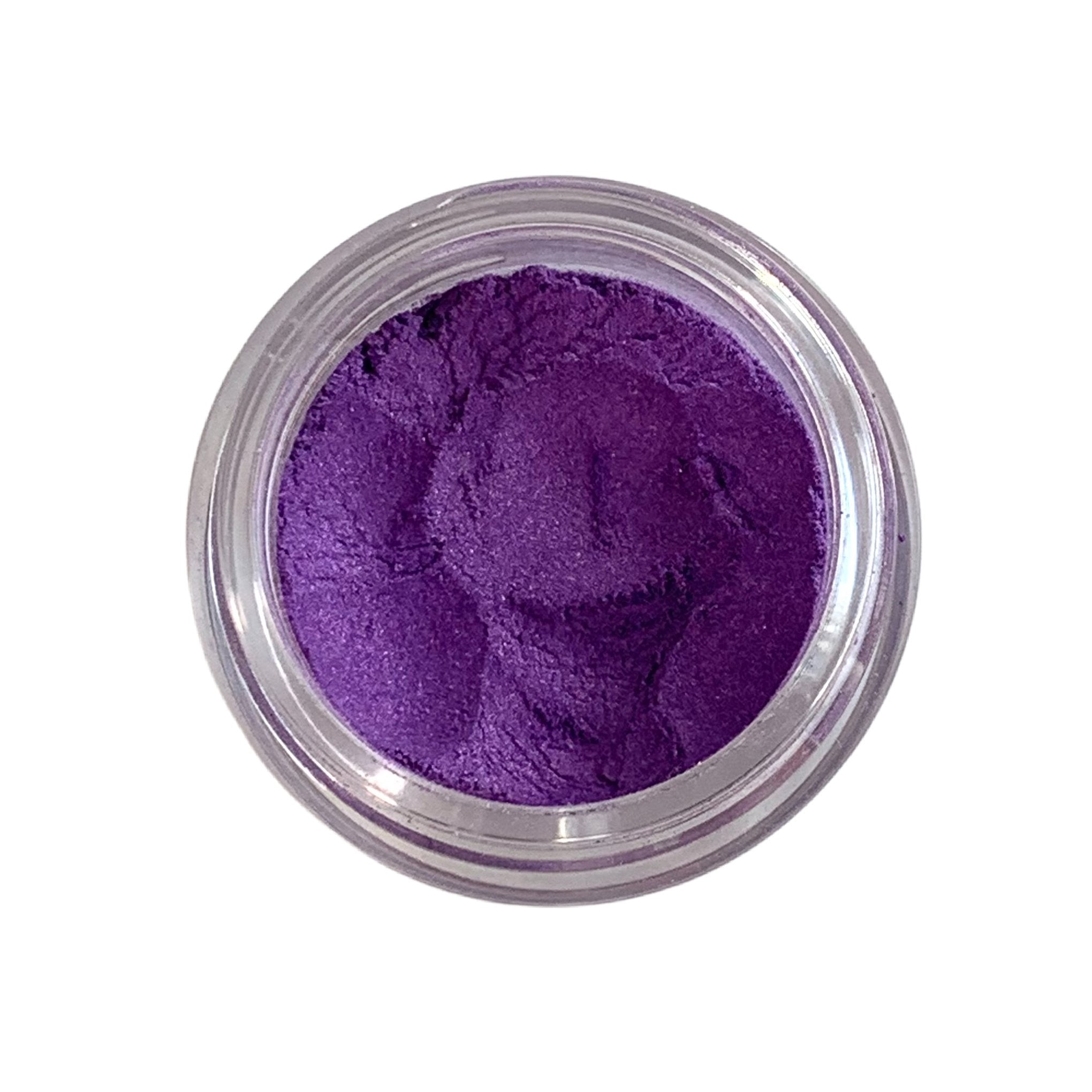 Amethyst loose mica eyeshadow - a mid-purple shimmery eyeshadow, vegan and cruelty free.